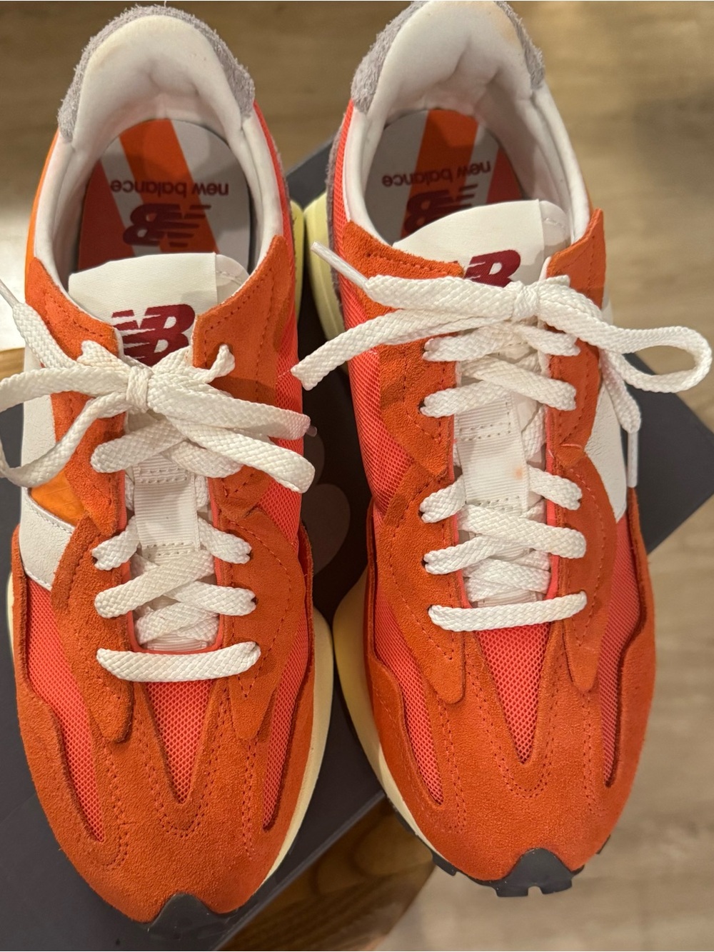 New Balance 327 Sneakers - Picture 6 of 13